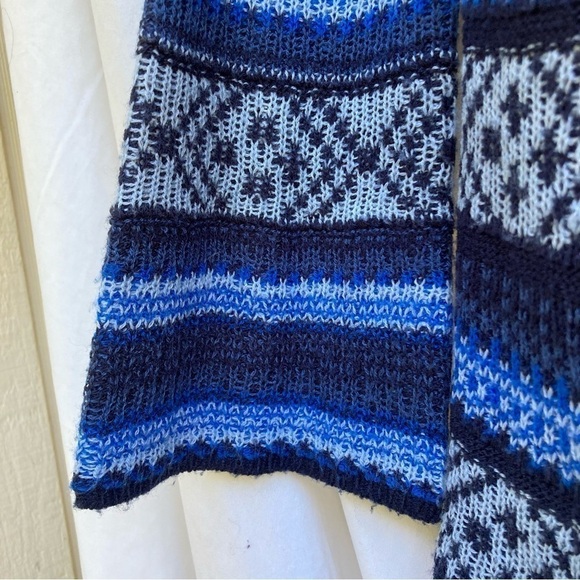 St John’s Bay Blue Patterned Cardigan with Hood, Size Small - Picture 5 of 8